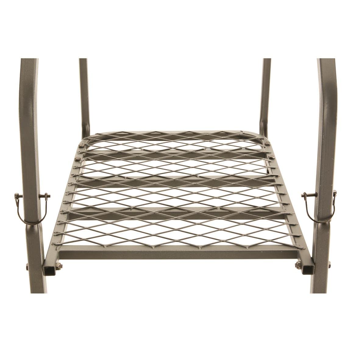 18’ Ladder Tree Stand with Seat and Foot Platform E817