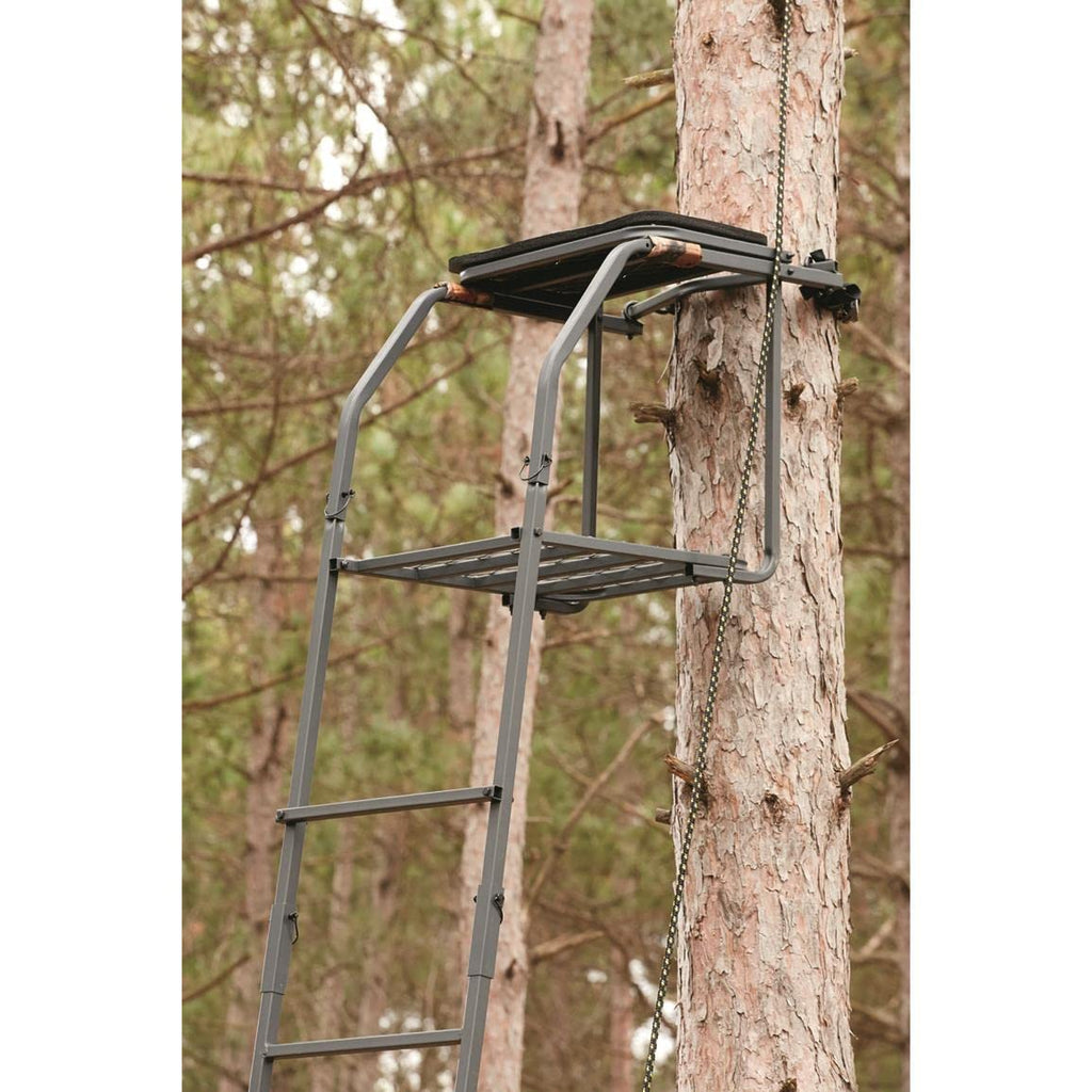 18’ Ladder Tree Stand with Seat and Foot Platform E817